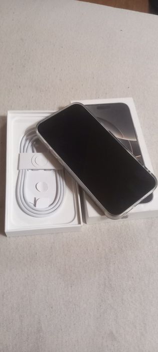Iphone 16 pro max 256g