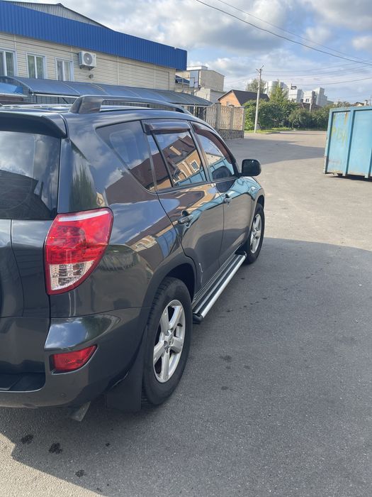 Продається Toyota rav 4