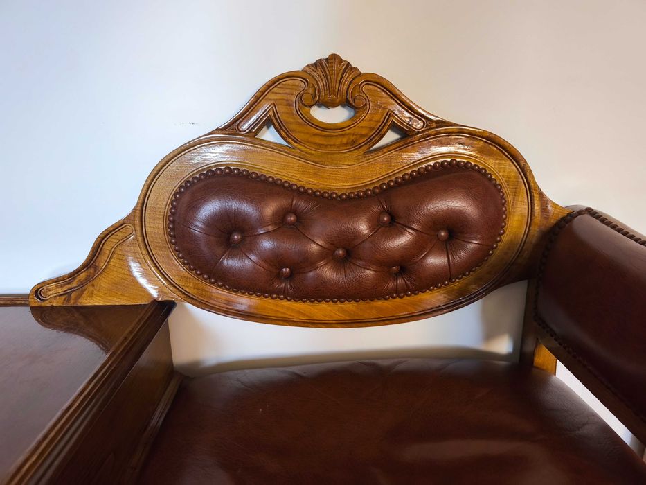 Móvel de entrada com banco e mesa