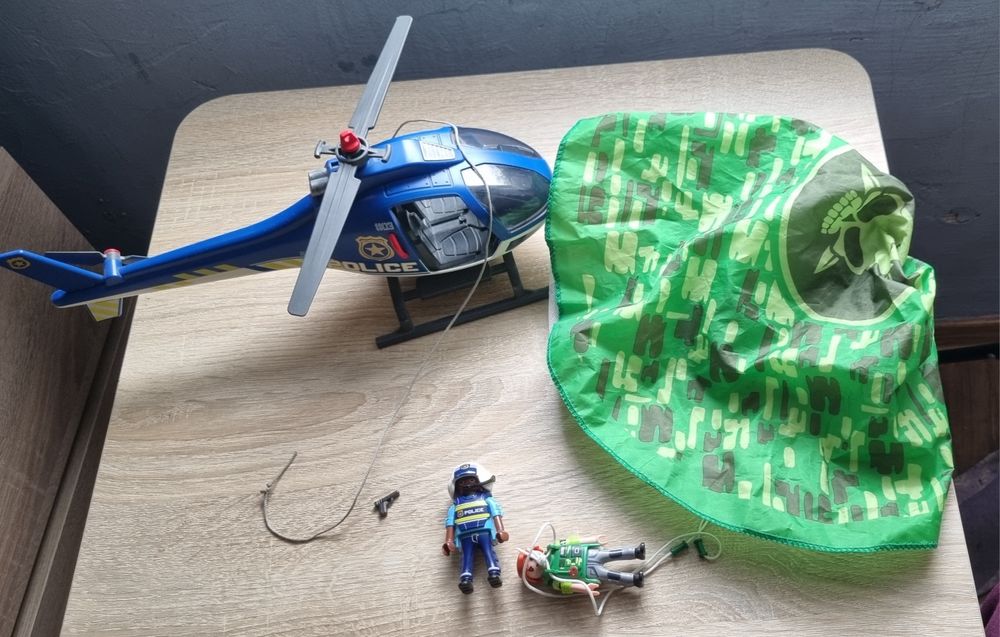 Playmobil helikopter policyjny