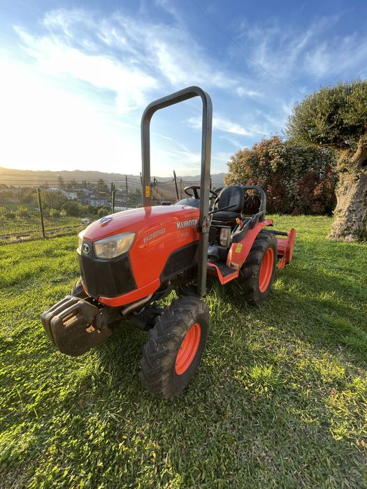 Trator Kubota B2650