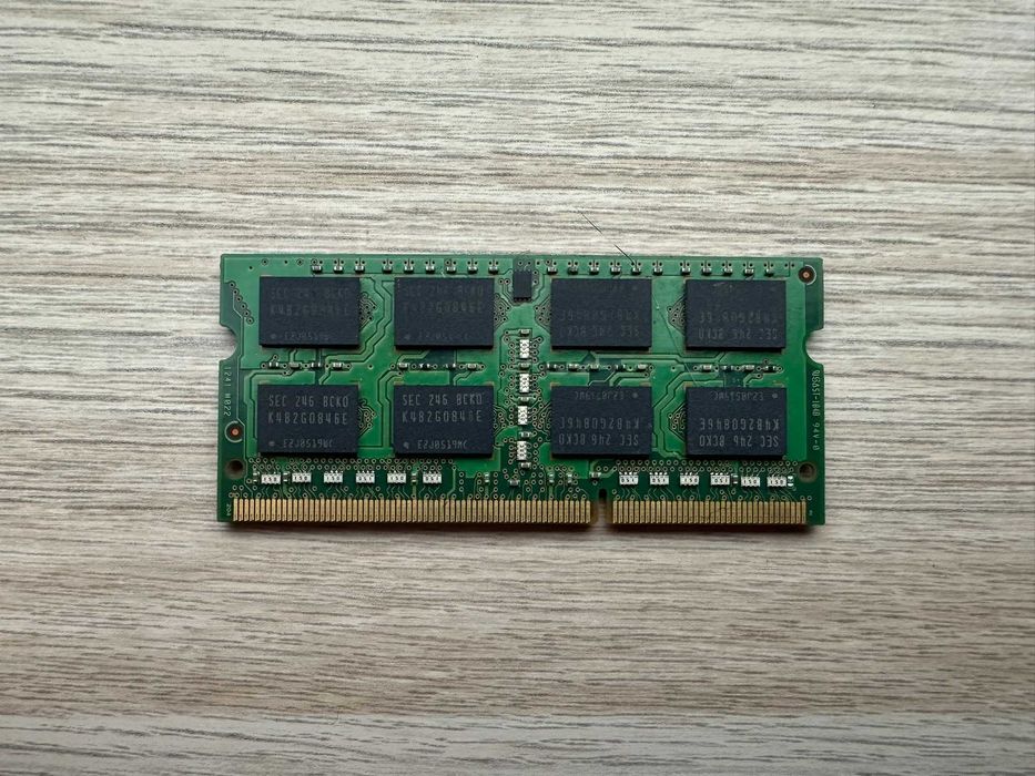 Pamięć 4GB DDR3 1600MHZ CL11 SO-DIMM Samsung