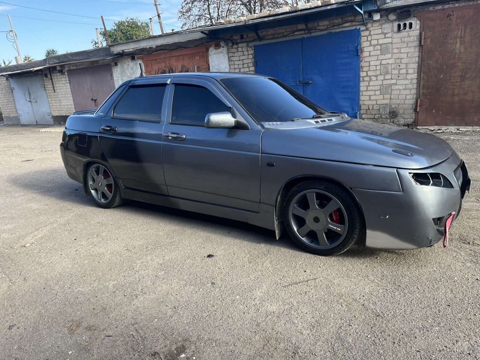 Продам ваз 2110 на газу