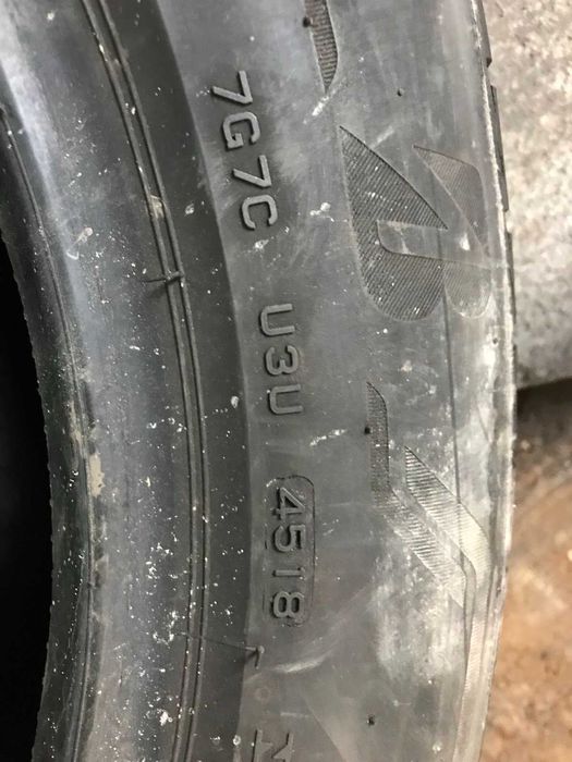 Шини Bridgestone 235/55r18 Комплект б/у склад Оригінал
