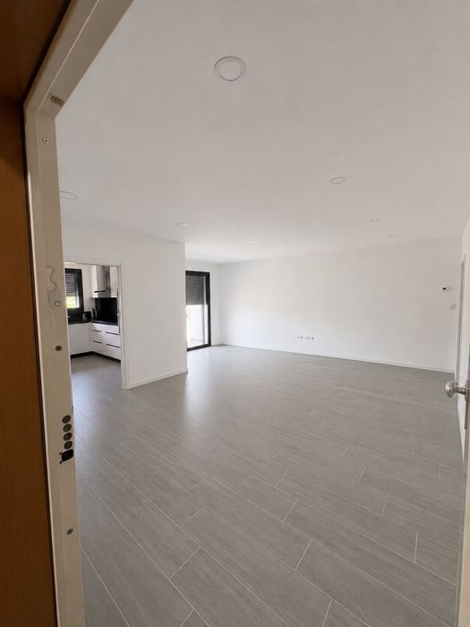 Apartamento T4 Novo à Venda | Nunca Habitado!