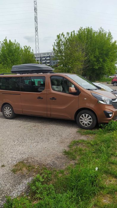 Przewóz osób - imprezy okolicznościowe,transfery na lotnisko i inne.