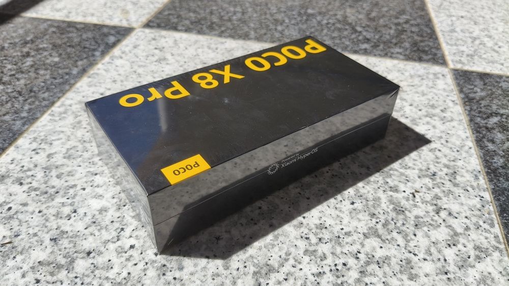 POCO X8 PRO novo a vácuo