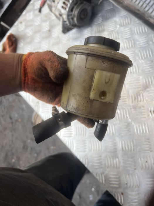 Бачок гидроусилителя Ниссан террано 2 nissan terrano