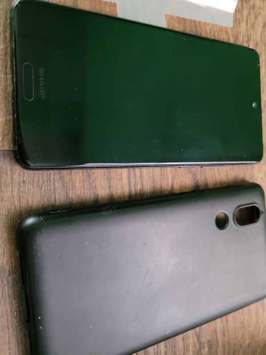 Продам смартфон  SHARP C10  .