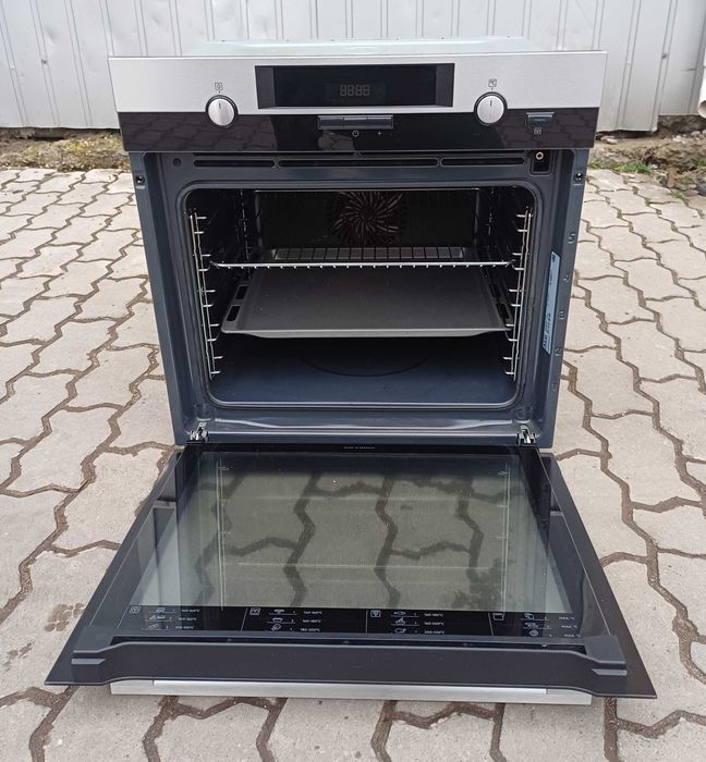 AEG 6000 SteamBake Вбудована Духова шафа духовка BER455120M 71 л пар