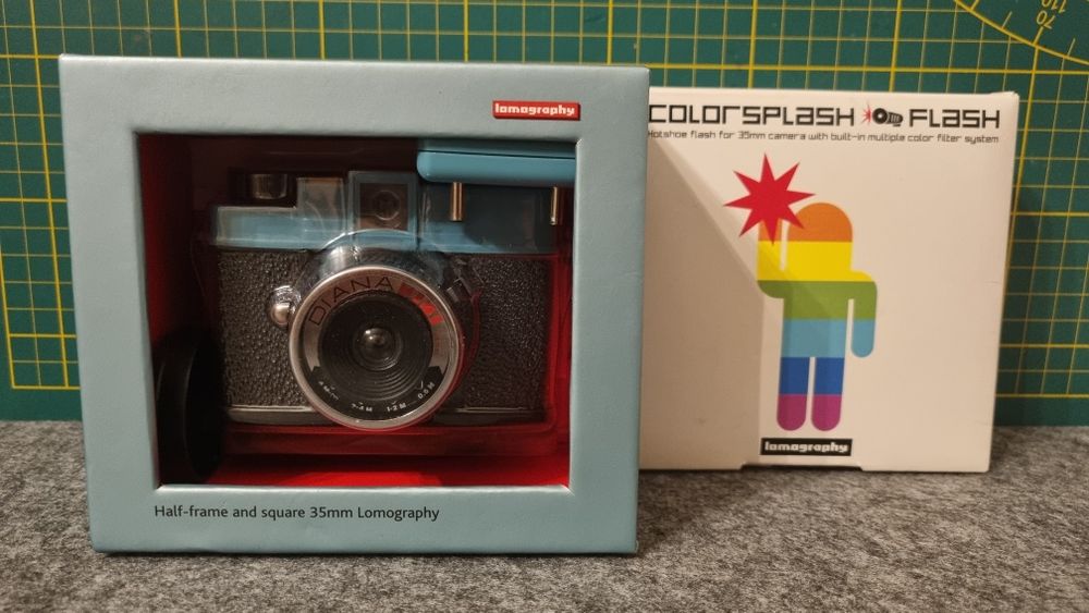 Aparat analogowy diana mini + color splash flash
