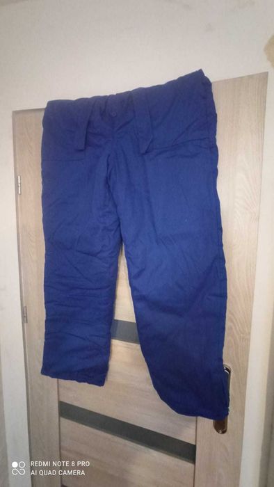 Ocieplane spodnie robocze na szelkach