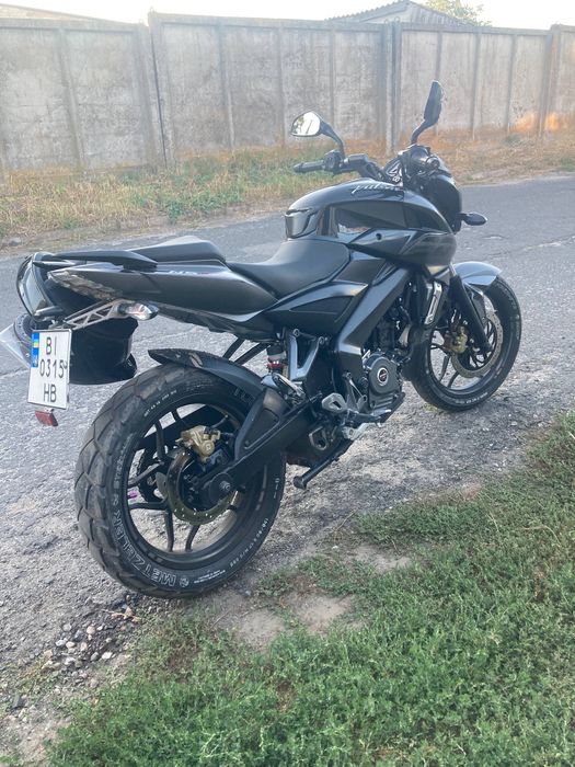 bajaj pulsar ns 200
