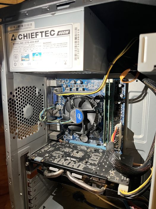 Komputer stacjonarny