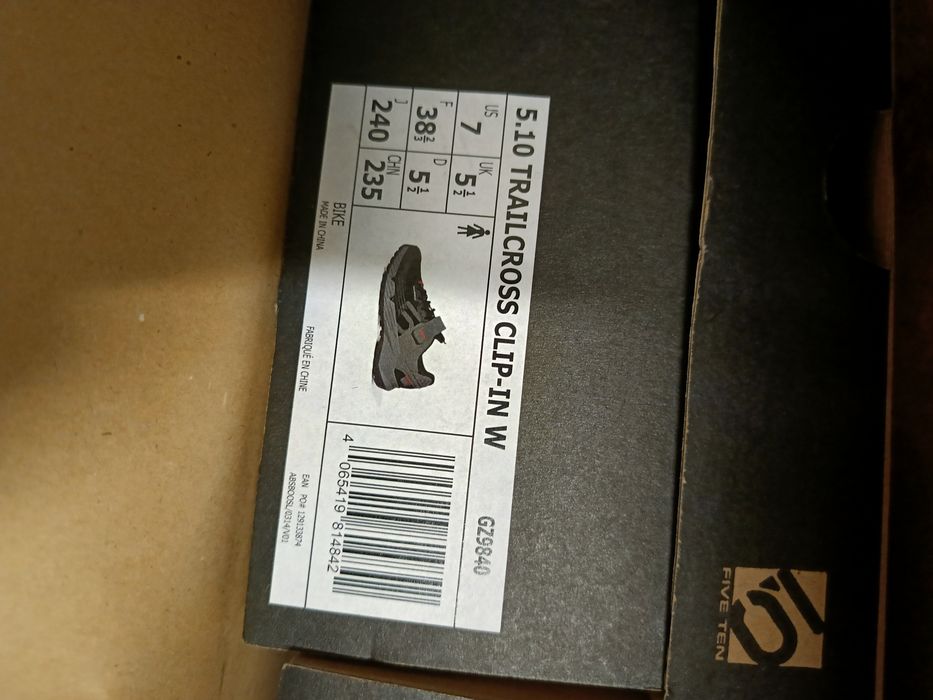 Buty Adidas roz.38