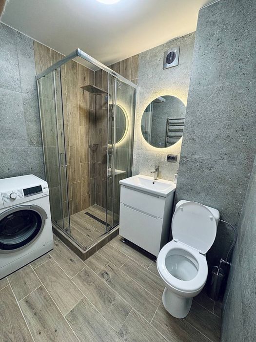 Подобова оренда сучасної 2-ох кімнатної квартири навпроти басейну