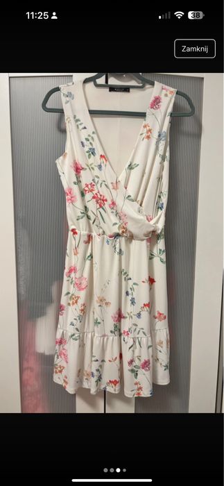 Sukienka w kwiatt elegancka