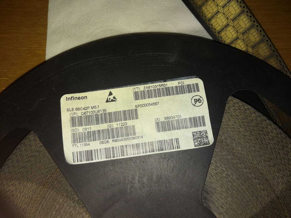 Чипи Security & Chip Card ICs SLE 66C42P Infineon technologies,Germany