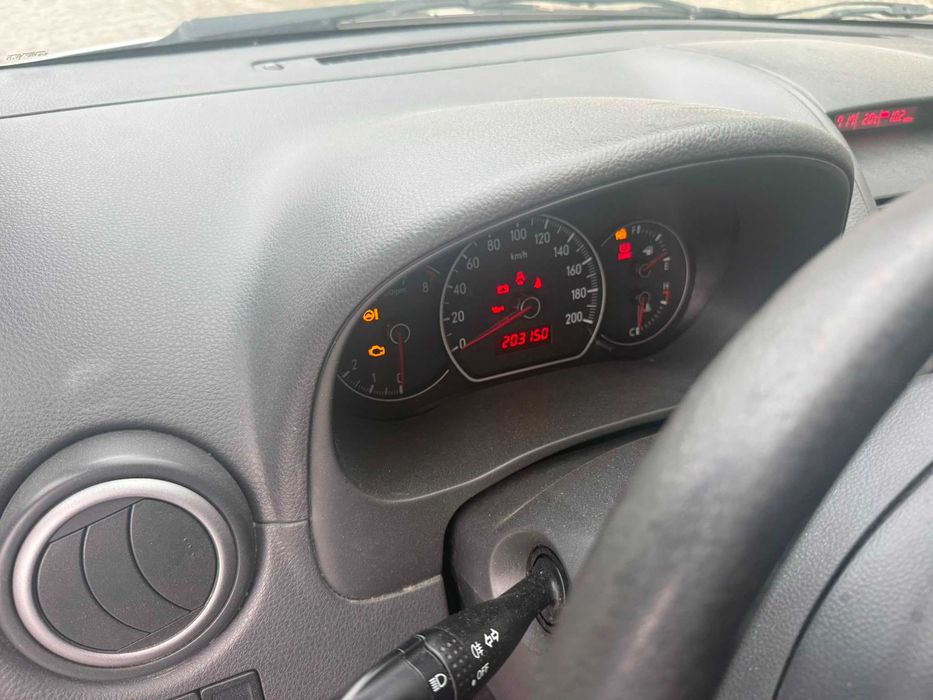 Suzuki SX4 em bom estado
