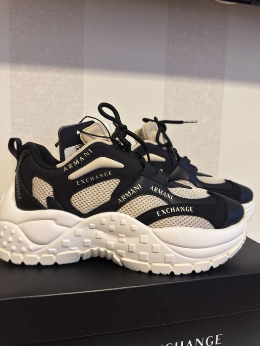 Armani Exchange 7.5