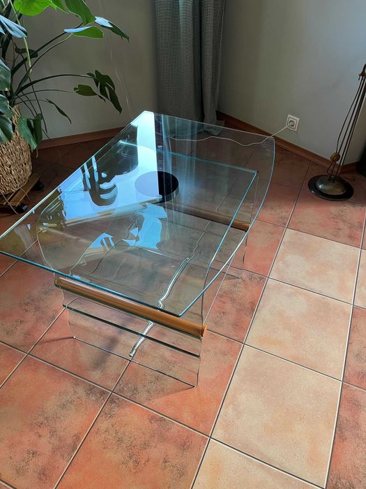 Stolik szklany pod TV