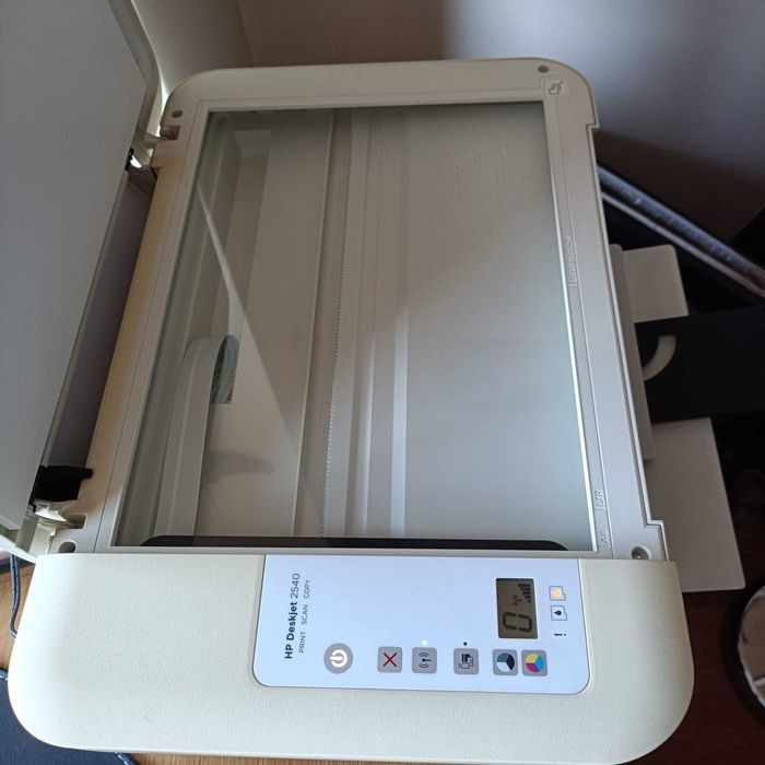 HP DeskJet 2540 Printer – Print | Scan | Copy - Used and Working64553337543937124
