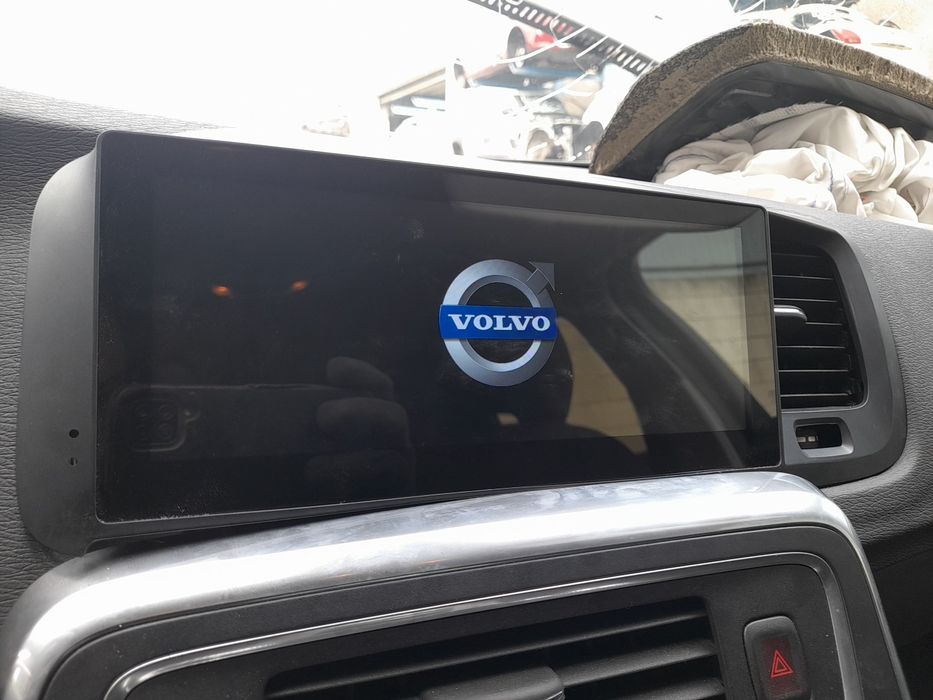 Display / ecrã de informações VOLVO V60 I Cross Country (157)