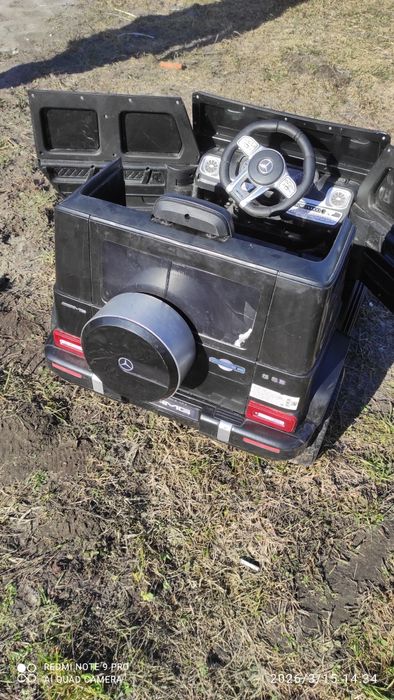 Детска машинка б/у працює тільки нема акумулятора  есьть пуль працює