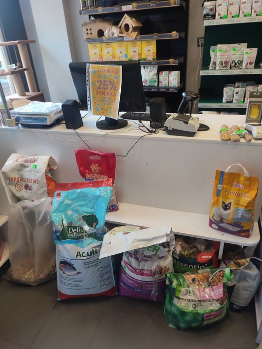 Продається вітрина