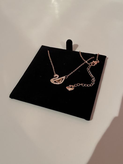 Łancuszek swarovski swan