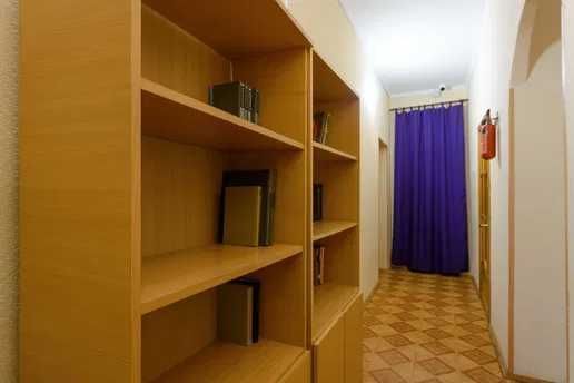 Капсульний хостел Центр Києва Метро Золоті Ворота 500 грн. тиждень