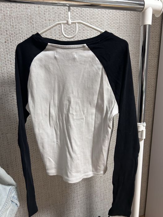 топ з довгим рукавом