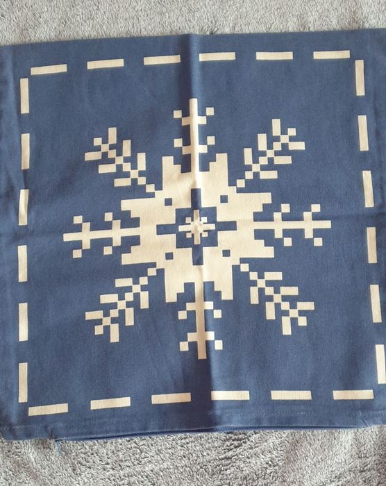 Zestaw 2 poszewek ozobnych świąteczne 40×40
