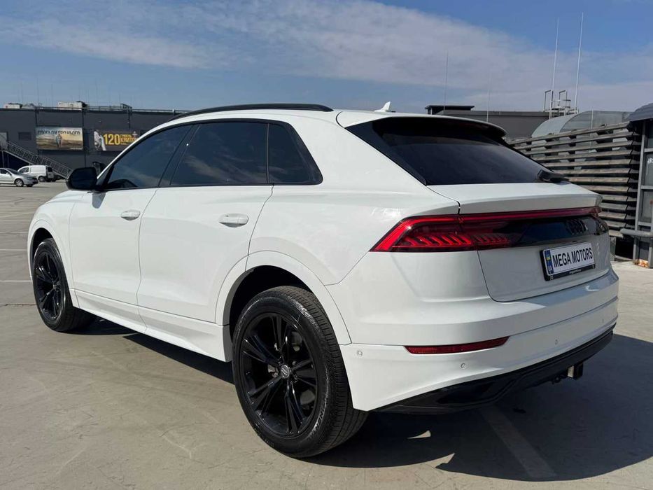 Audi Q8 2018 VIN WA1BVAF13KD008308 фото оголошення 2 з 16