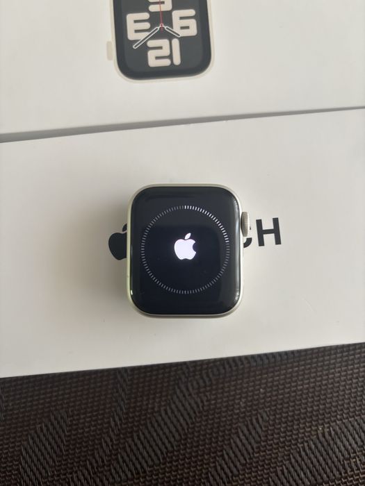 Apple Watch SE (Gen 2) 40mm