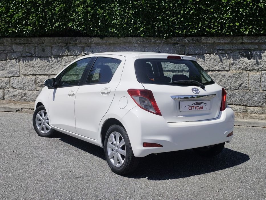 Toyota Yaris 1.4 D-4D 90 CV | 2012 | Muito Económico | Excelente Estado
