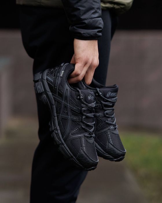 Asics Gel Kahana 8 Gore-Tex Triple Black