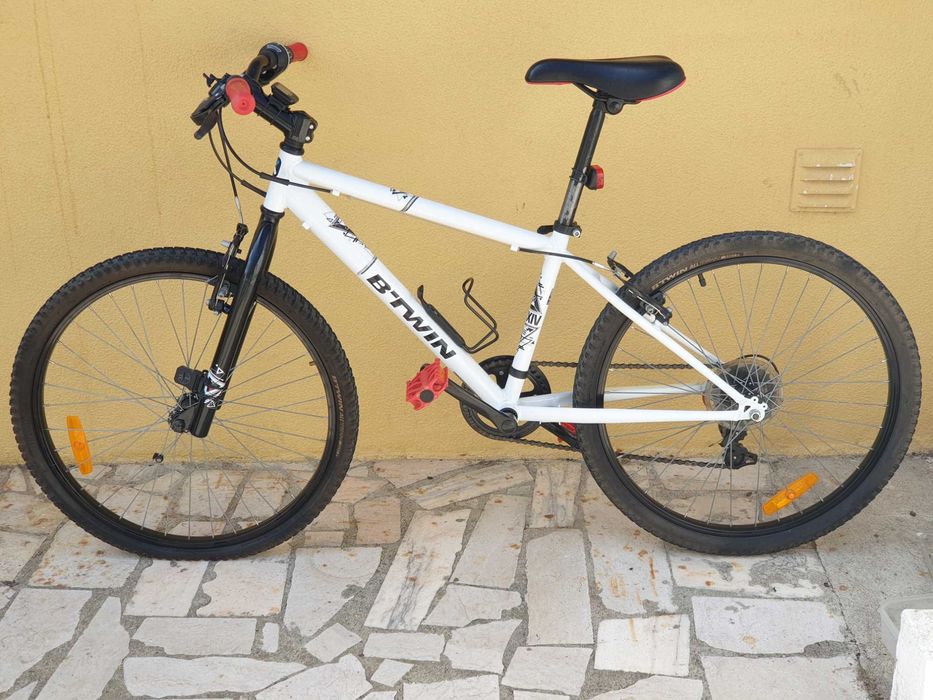 Bicicleta BTWin Rockrider 300 – Rodas 24”, 6 Velocidades, Como Nova