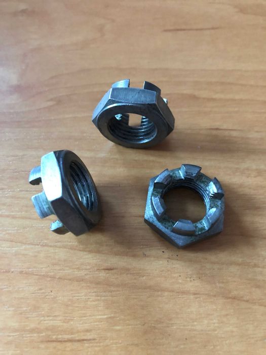 Nakrętka 2 szt. koronkowa M16x1,5 mm stalowa