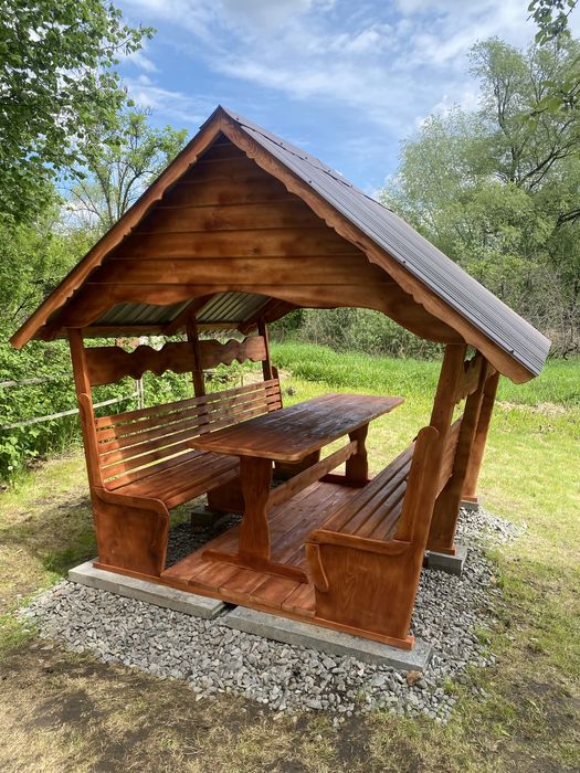 Альтанка бесідка - чудовий варіант подарунку