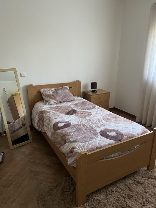 Mobilia Quarto em bom estado