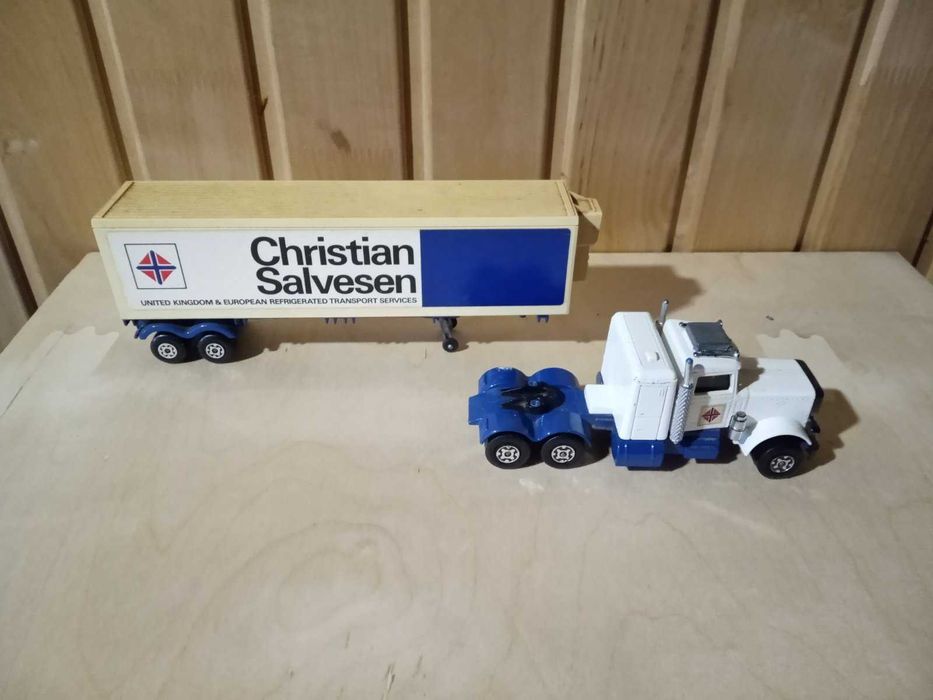 Машинка металева «Сидільний тягач з фурою» Англія. 1978 р.