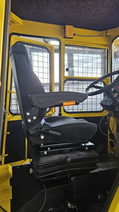 Fotel siedzenie pneumatyczne do Lkt 81 Turbo Standard  ciągnik leśny