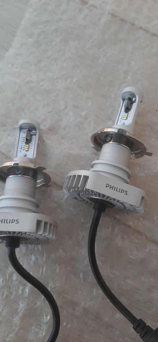 Лед лампи філіпс н 4