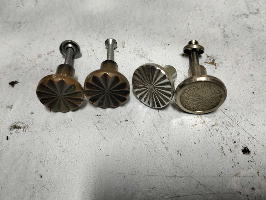 Gałka/uchwyt meblowy, PRL