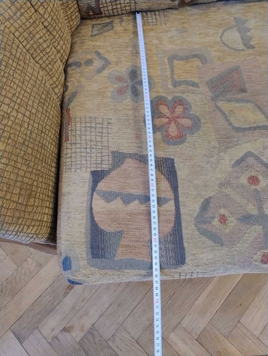 Rozkładana sofa 150 cm