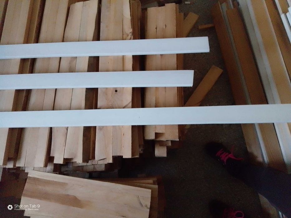 Продам плінтус дерев'яний