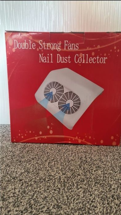 pochłaniacz pyłu do paznokci