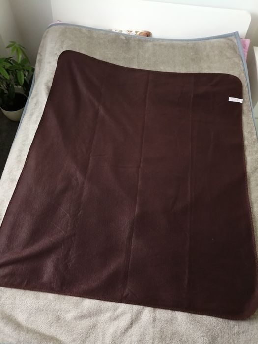 Koc brązowy + poduszka