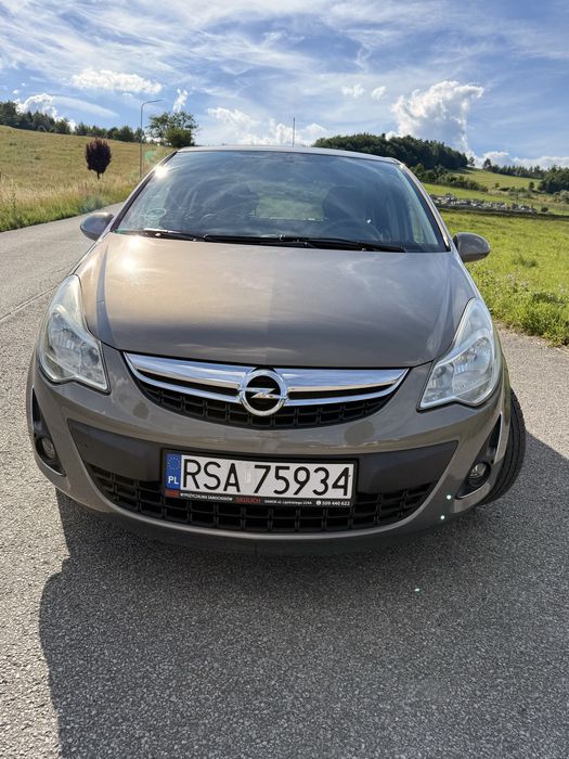 Opel Corsa D 1.4 87 KM | 2012 | 134 000 km | Bezwypadkowy | Bogata wersja